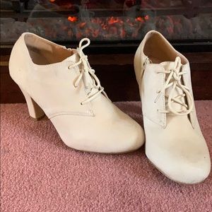 Journee Collection Leona Women’s Oxford HighHeels